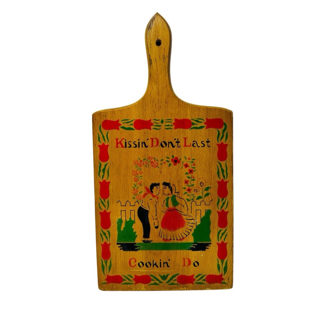 Vintage Nevco Wood Cutting Board Folk Art Kissin Dont Last Cookin Do 7X14